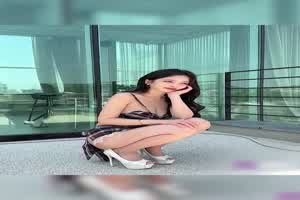 韩国正妹笑容可鞠我操他好开心  背景图片