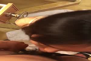 素颜小母狗口爆  背景图片