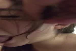 超高技术口交骚货  背景图片