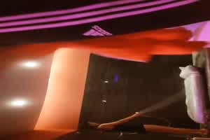 正宗莞式服务，纹身小妹身材高挑，服务专业  背景图片