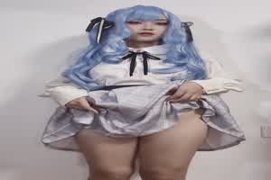 Cos骚女 脱下袜子 细狗 给我舔  背景图片