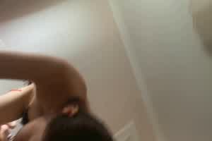 年轻小女友想当我的小母狗  背景图片