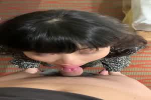 小母狗在试衣间都干起来了  背景图片