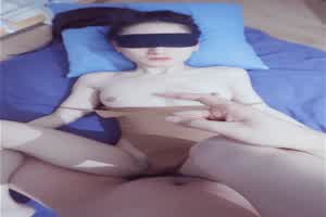 受不了弟弟的大鸡巴了  背景图片