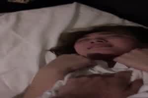 鸡巴太大了，操的乱叫。  背景图片