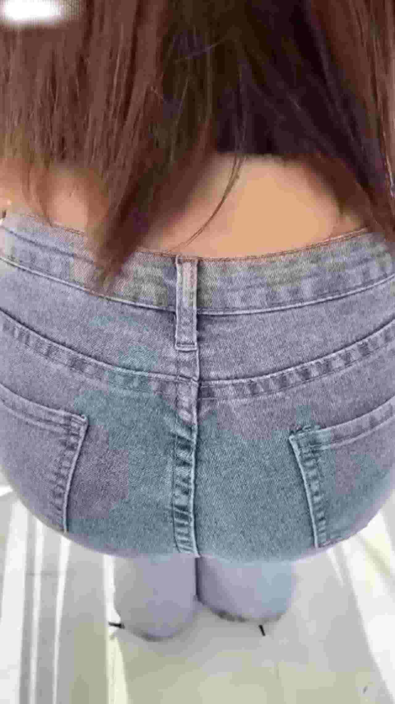  旅拍认识的骚货民宿老板娘必须拿下拍摄 的剧照10