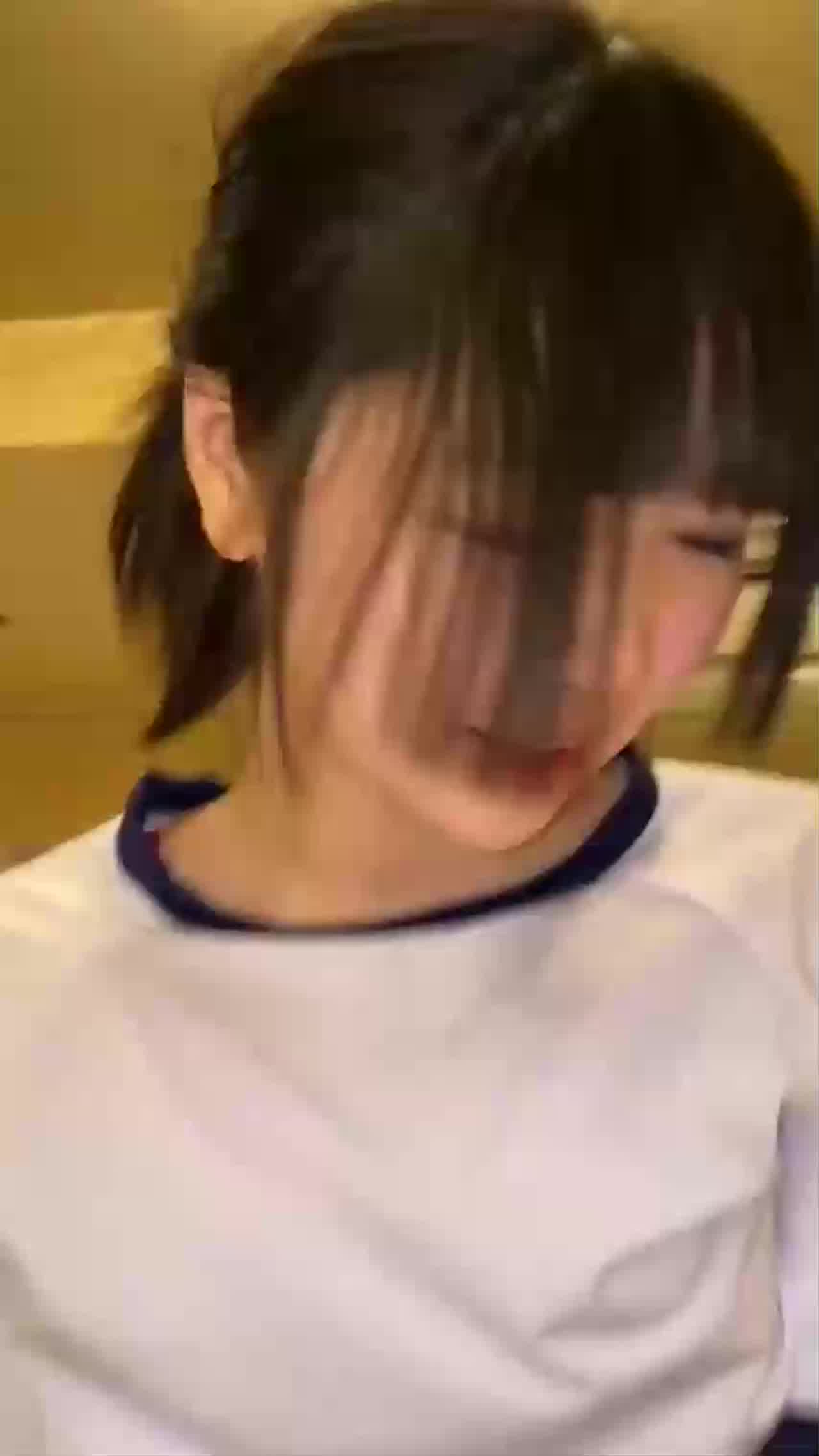  校园拉拉队美女啪啪啪 的剧照2