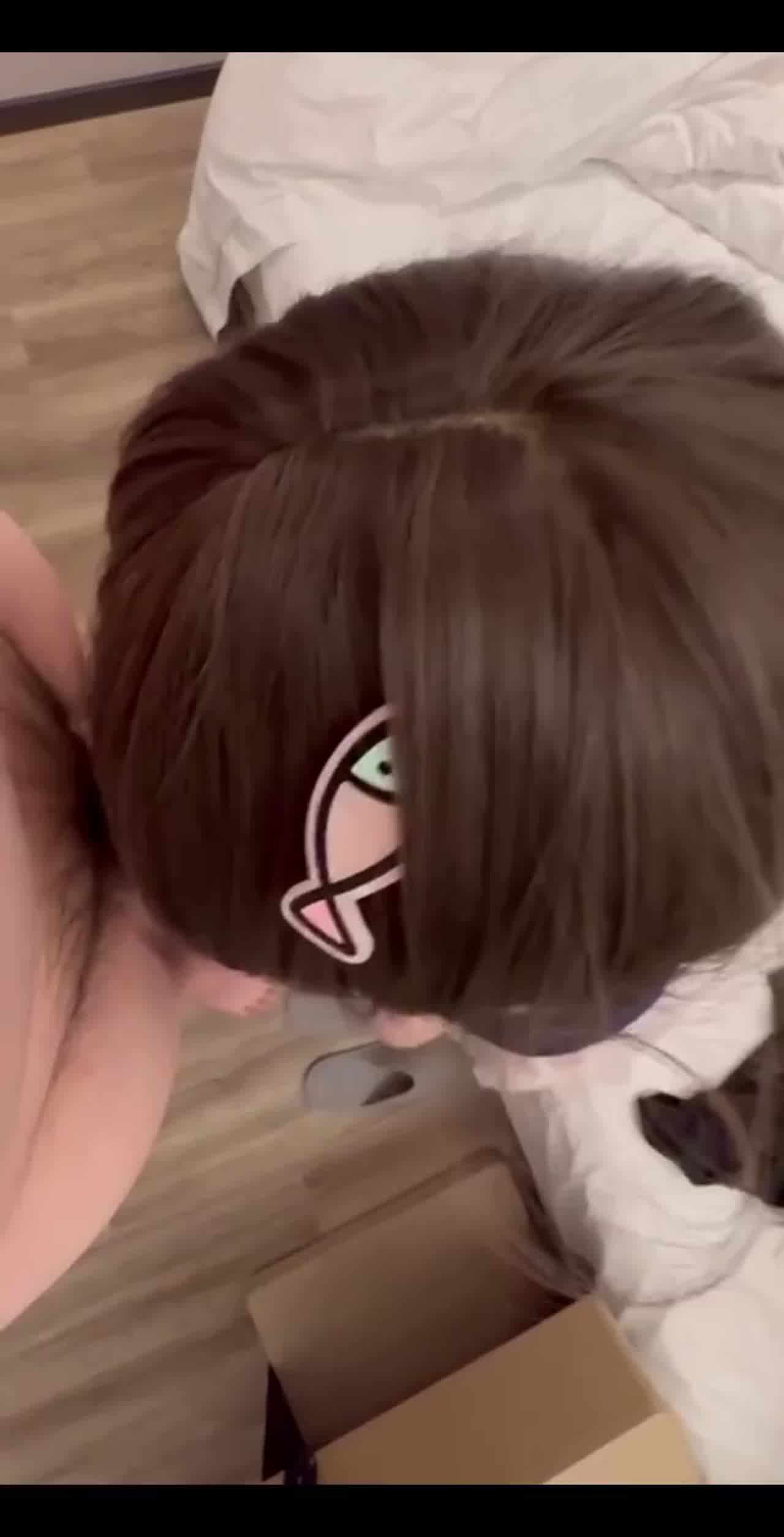  【这么短鸡巴放脸上问大不大？】问半天女主都没回答，还有问能不能射脸上，还有的直接无套暴力操 的剧照2