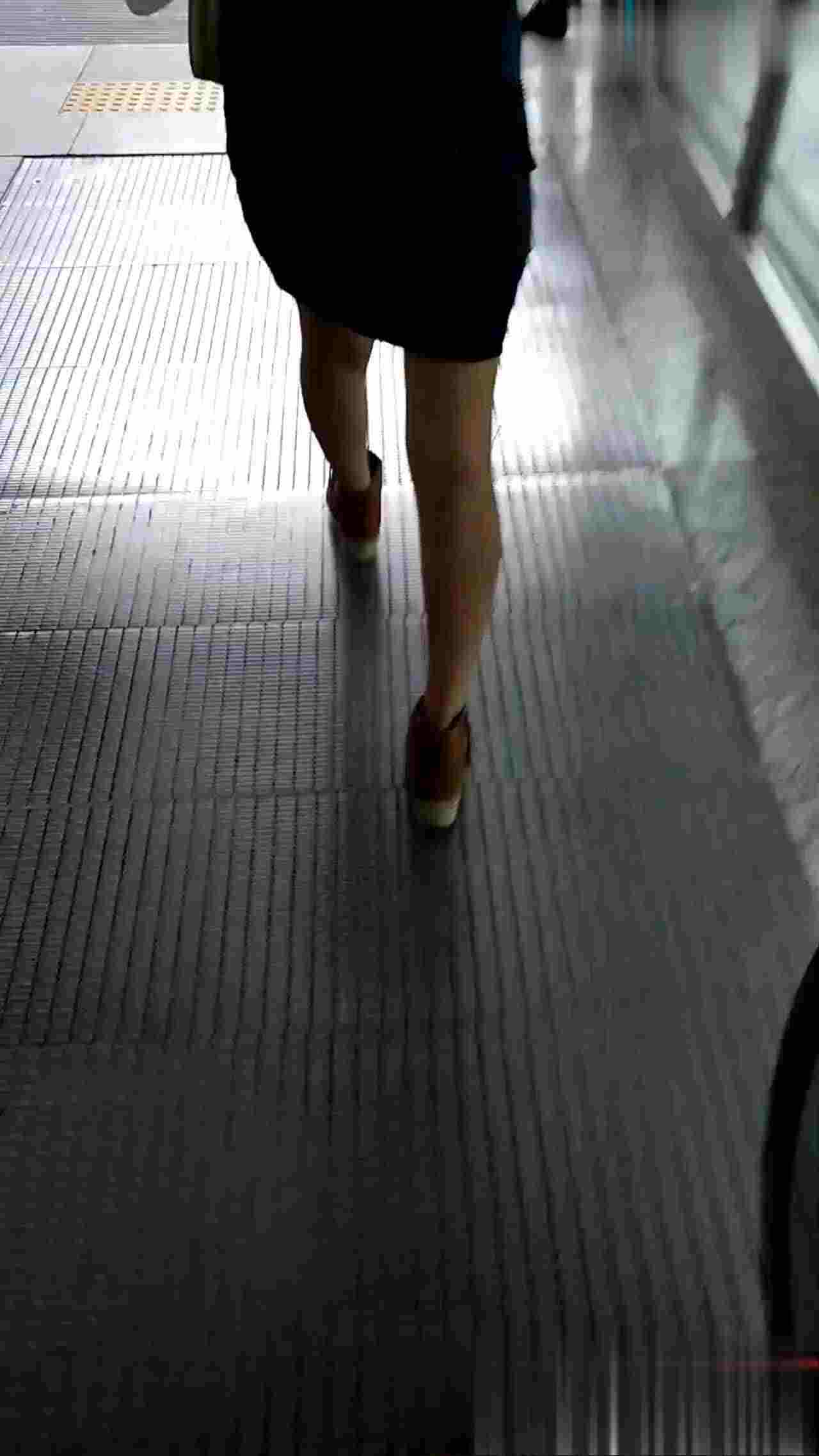  街射小萝莉玩的刺激 的剧照7