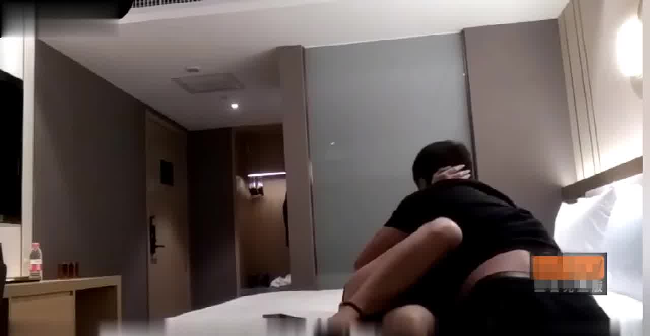  少妇的爱事件 女人三十如狼 四十如虎 的剧照5