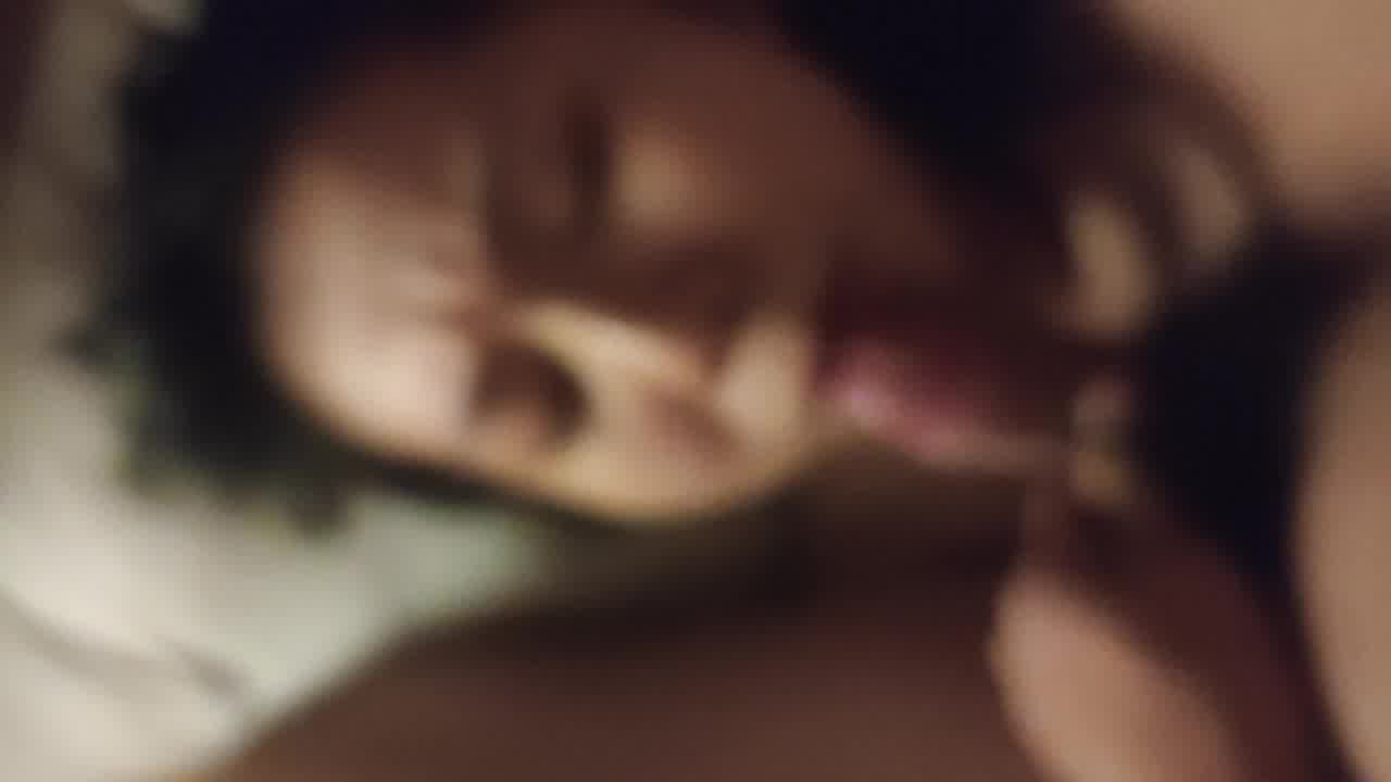  第一次尝试口交 的剧照2