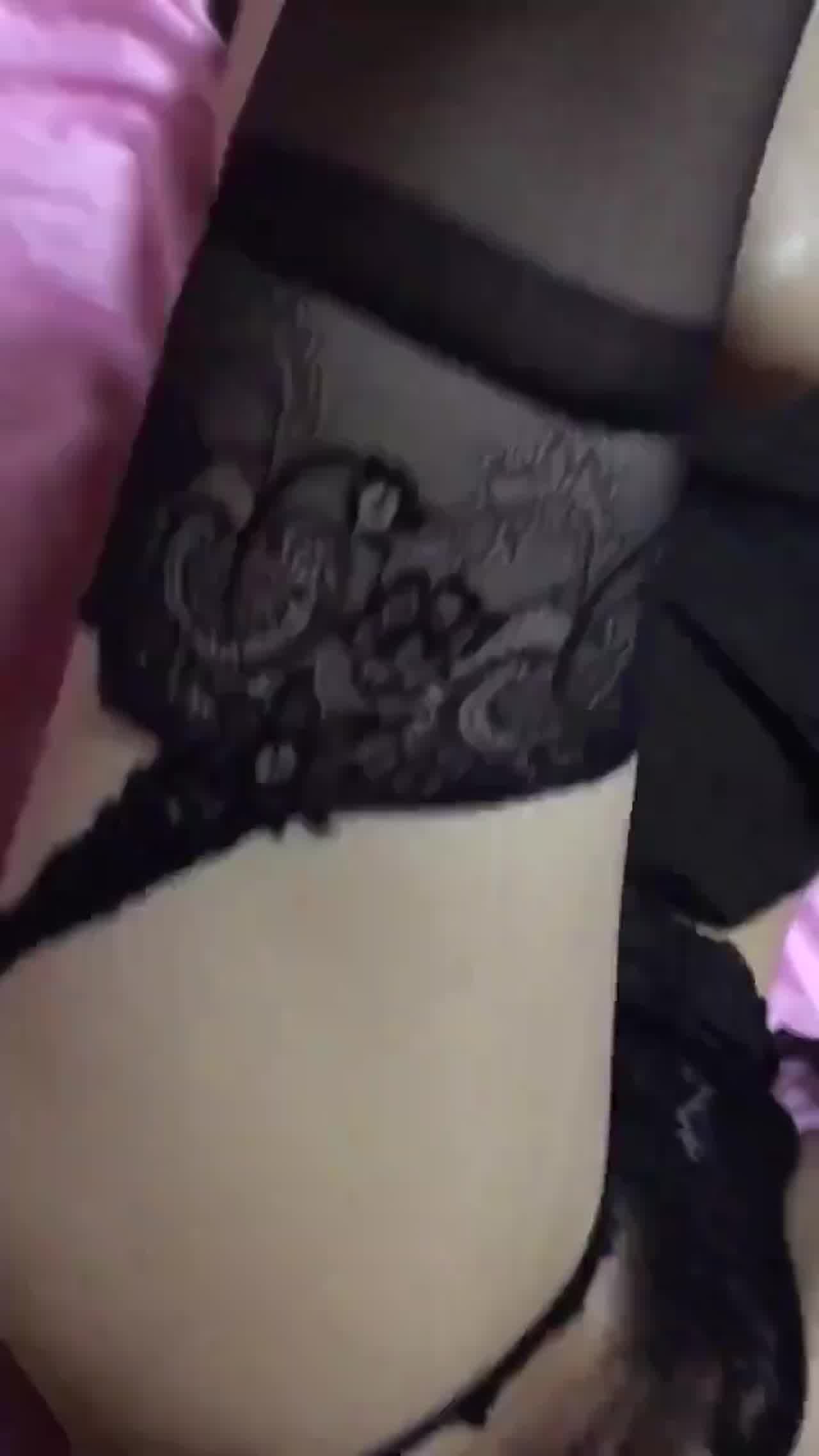  我的情趣黑丝妹妹 的剧照2