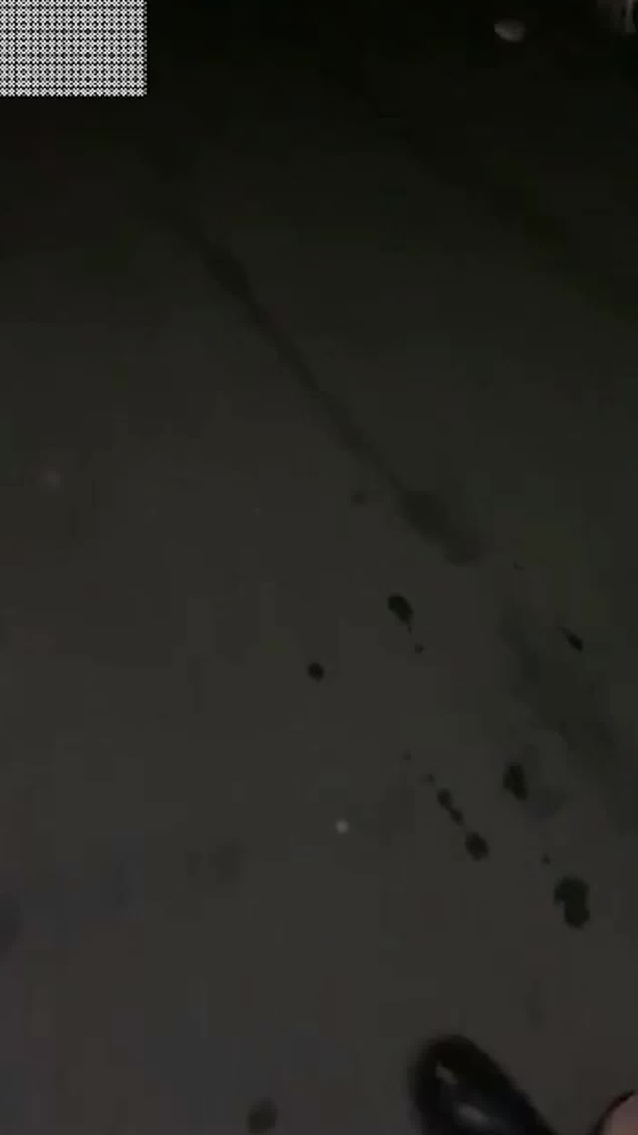  10分钟开始 骚逼想出去钓凯子 结果被灌醉丢在停车场轮奸 的剧照1