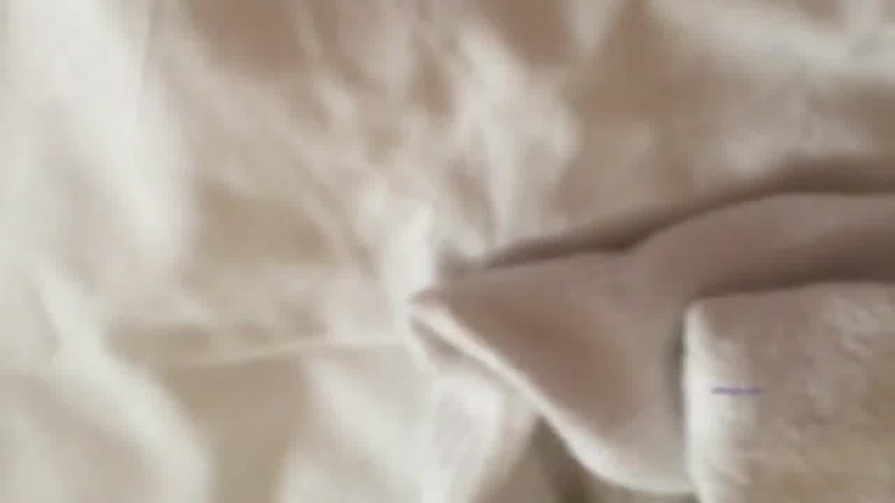  高颜值性感大学美女和室友男朋友酒店偷偷私会 的剧照7