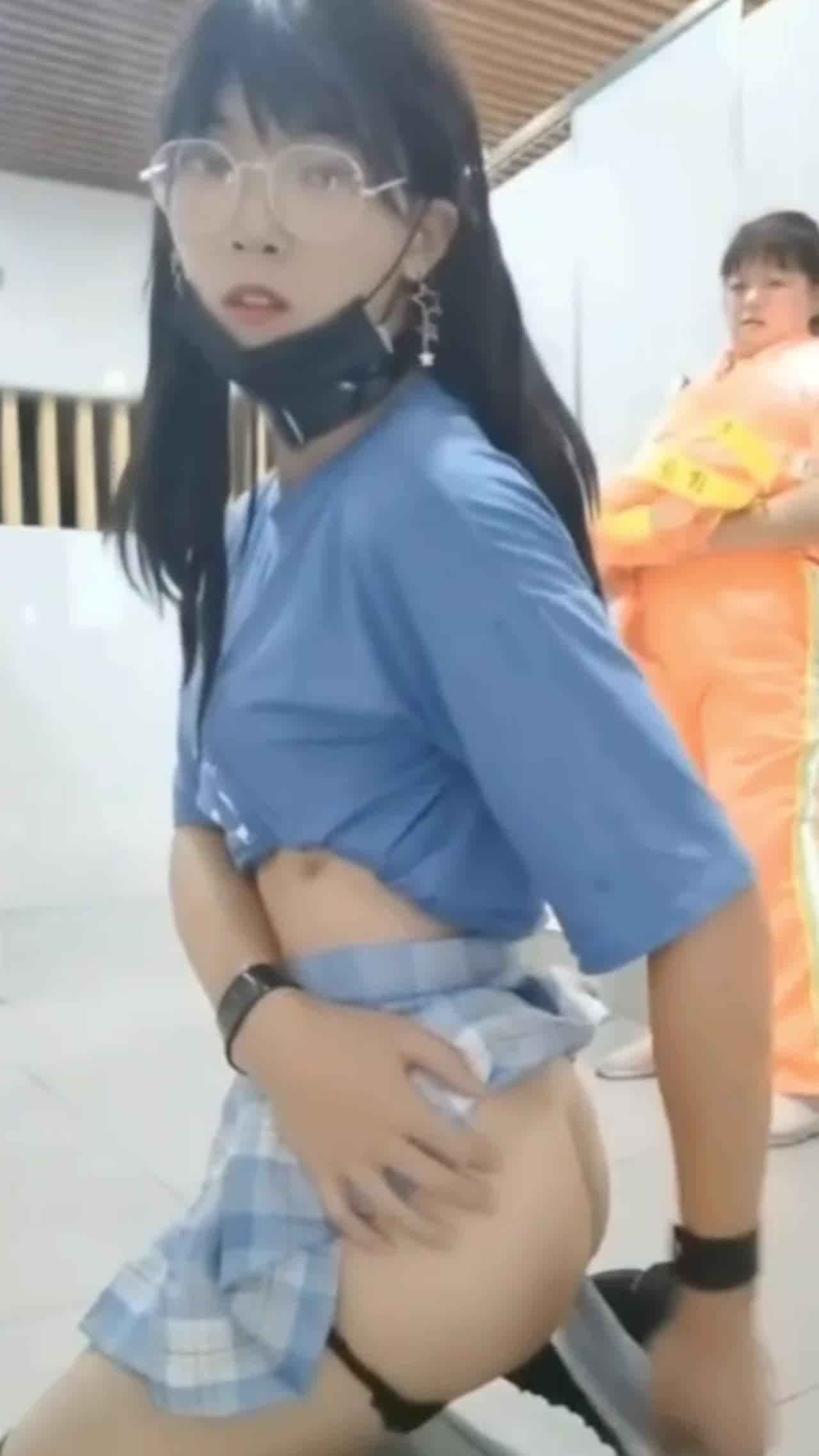  保洁阿姨见怪不怪了…… 的剧照1