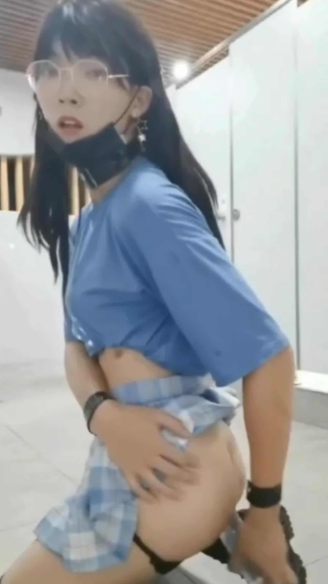  保洁阿姨见怪不怪了…… 的剧照2