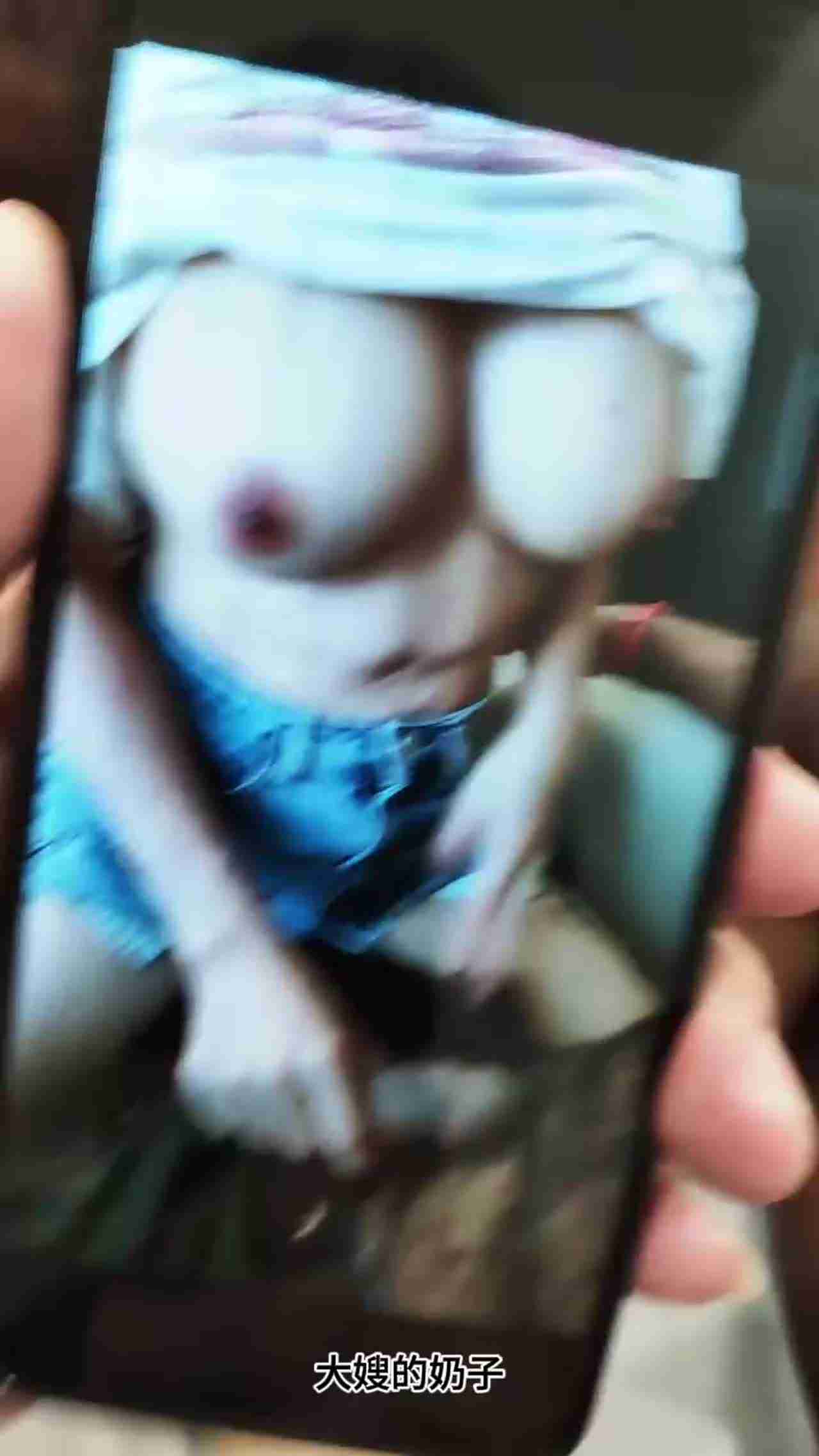  强烈推荐【超顶❤️媚黑母狗】黑鬼猛兽3P轮艹广西白皙人妻，黑粗大屌爆艹淫女，轮番打桩攻穴，无套内射桩 的剧照4