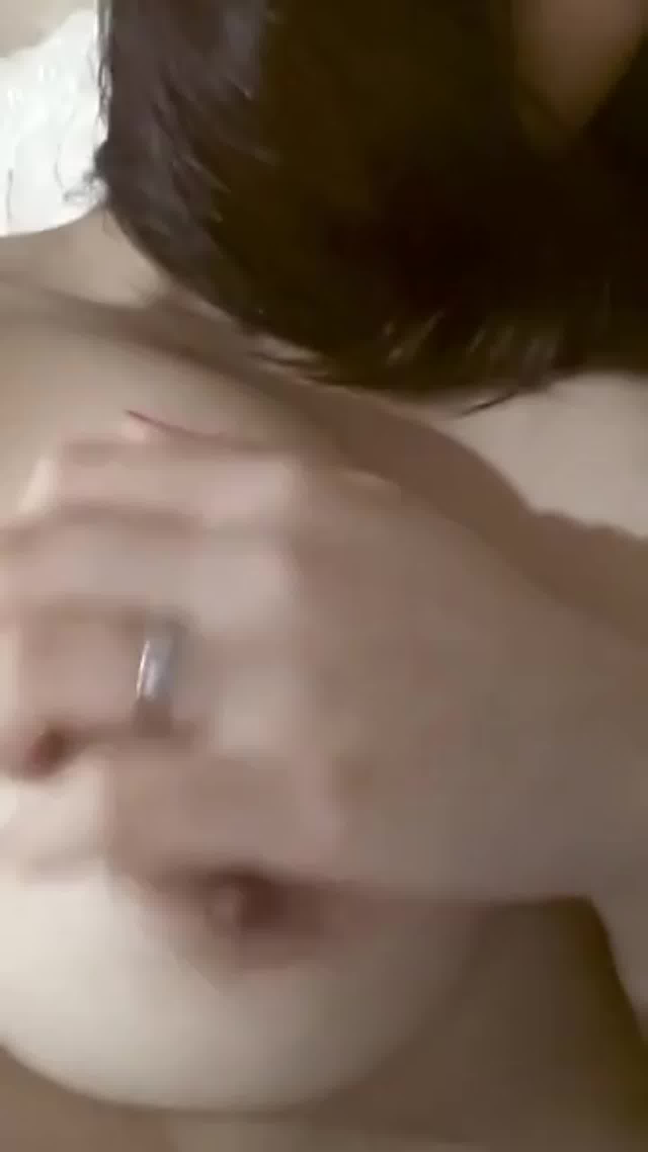  咪咪真的很大，要看我的咪咪吗 的剧照5