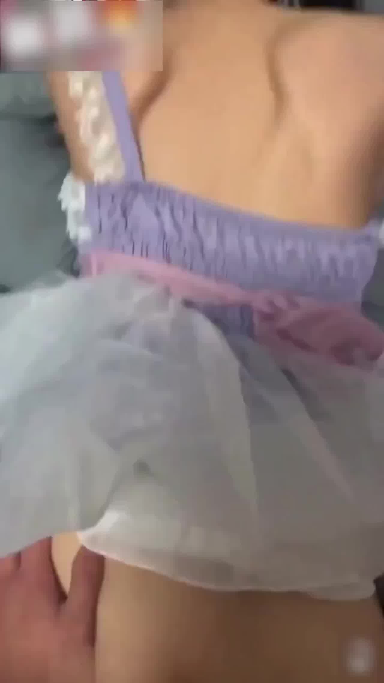  刚上初三的小仙女 被富二代包养，每天都处于战斗状态 的剧照8