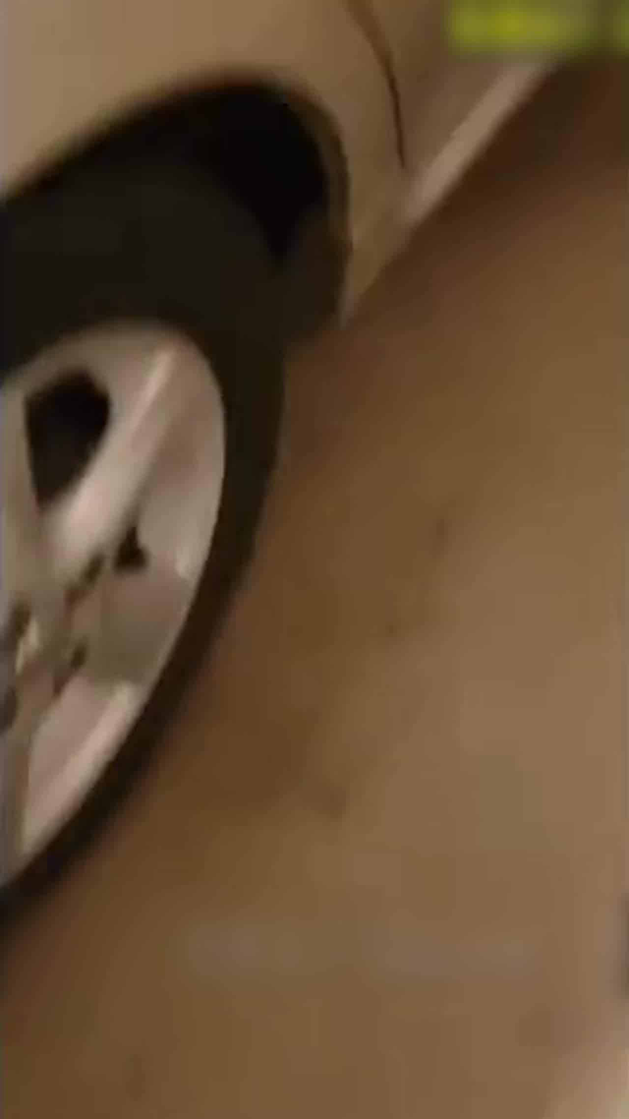  门事件 高质量美女保险员为保单与客户车震 的剧照7