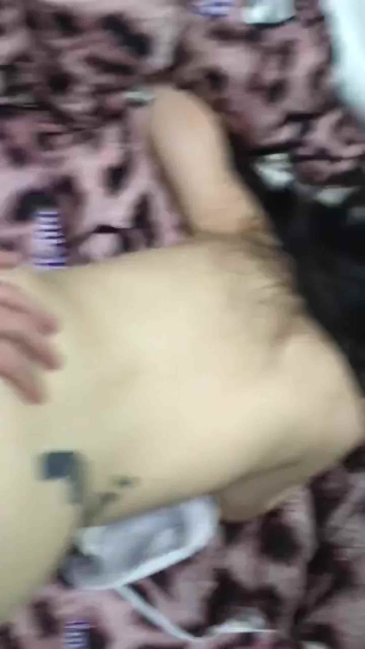  翘臀诱惑 的剧照2