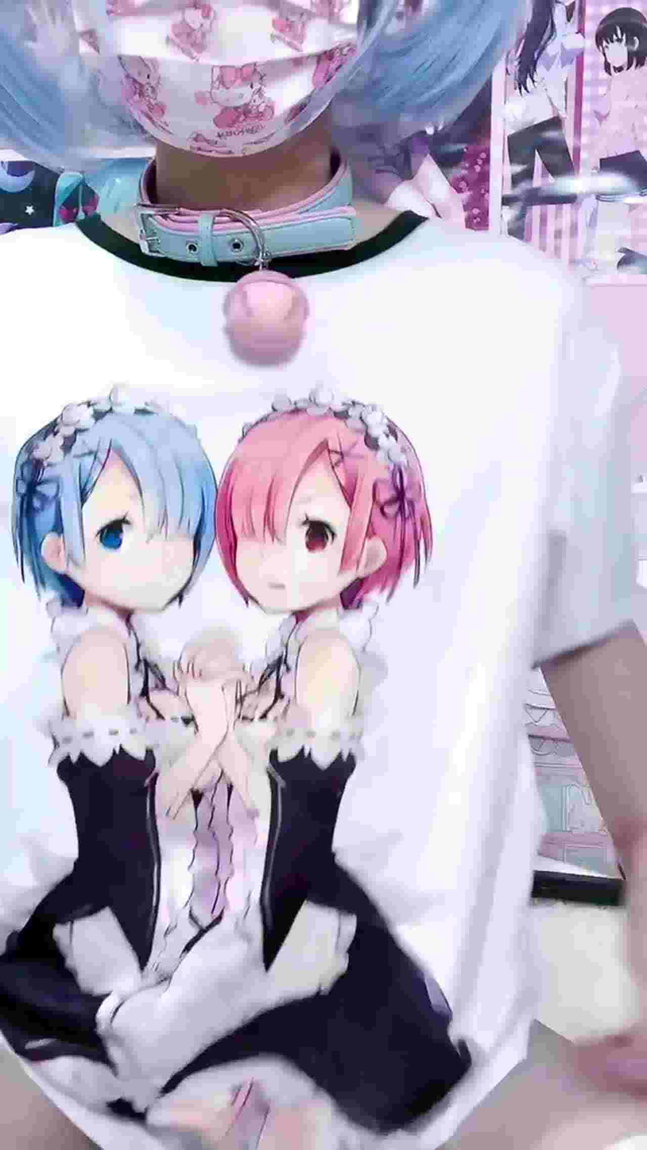  蓝发双马尾小宝贝自慰嫩逼逼 的剧照6