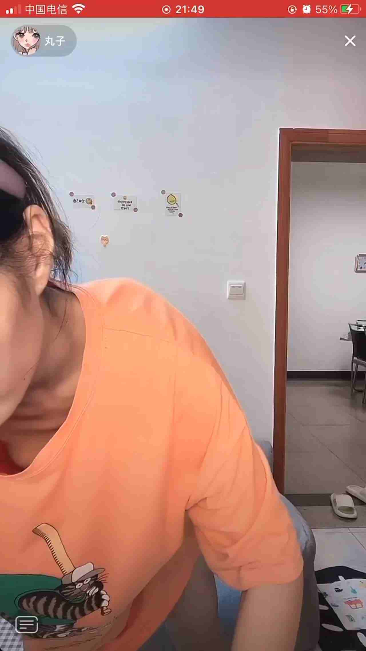  抖音快手走光系列-故意走光装无辜 的剧照8