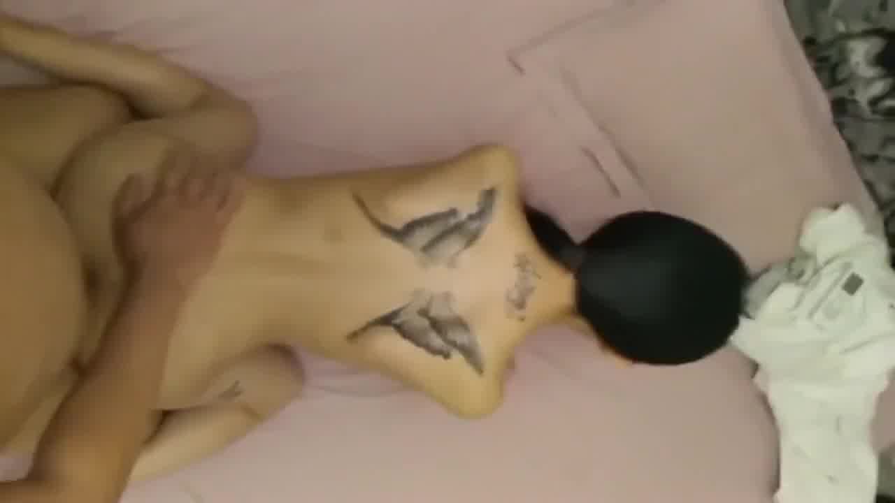  【韩国】大胸妹子业余口交 的剧照10