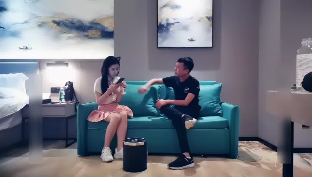  第①部⭐极品清纯妹，被大力猛操，嗷嗷乱叫，感觉要被干哭了，脾气超好，被这么猛操，突然之间好心疼 的剧照10