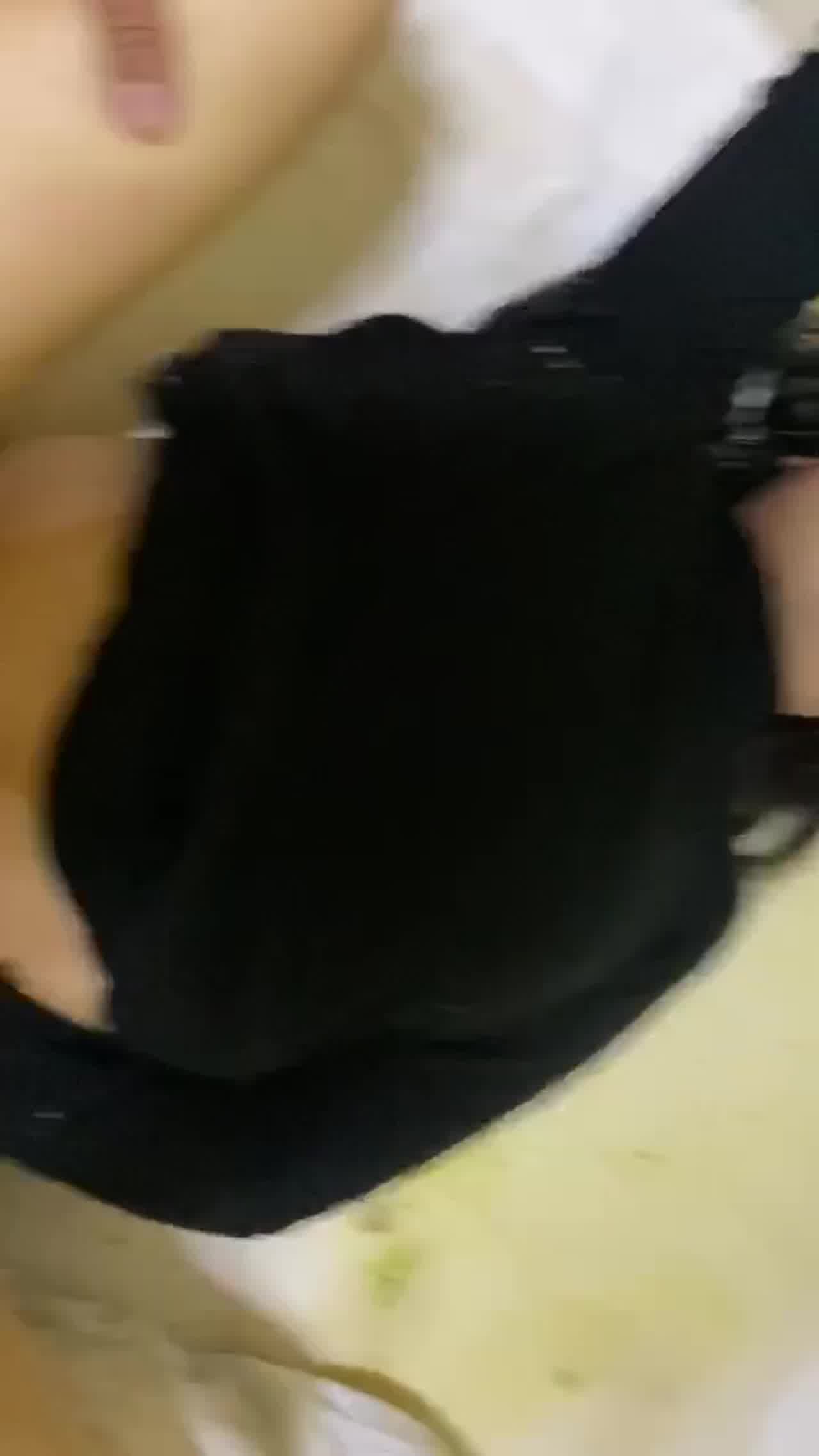  真实迷奸，妹妹喝醉酒被捡尸 的剧照6