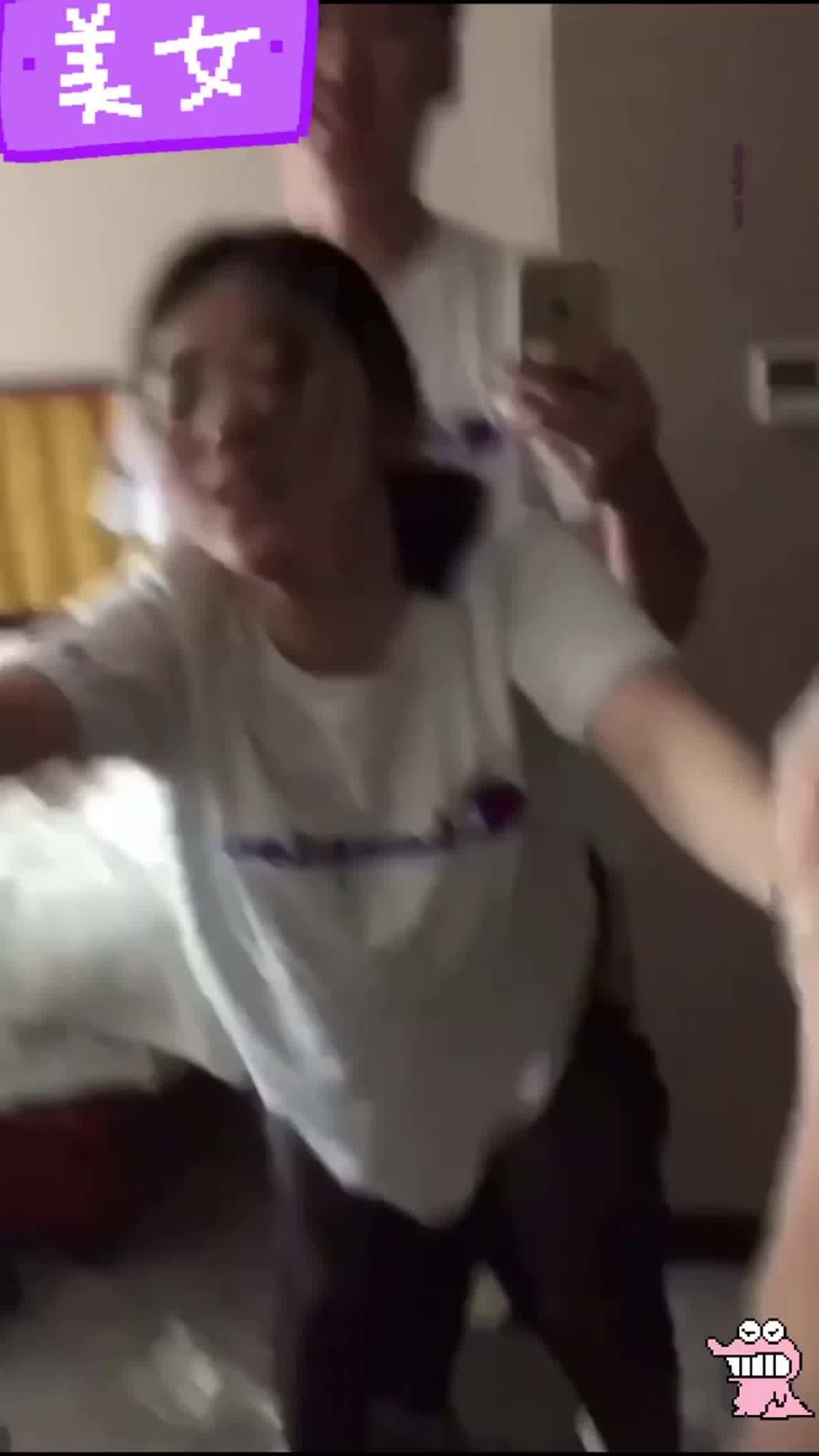  刺激的性爱场合，爽歪歪 的剧照9