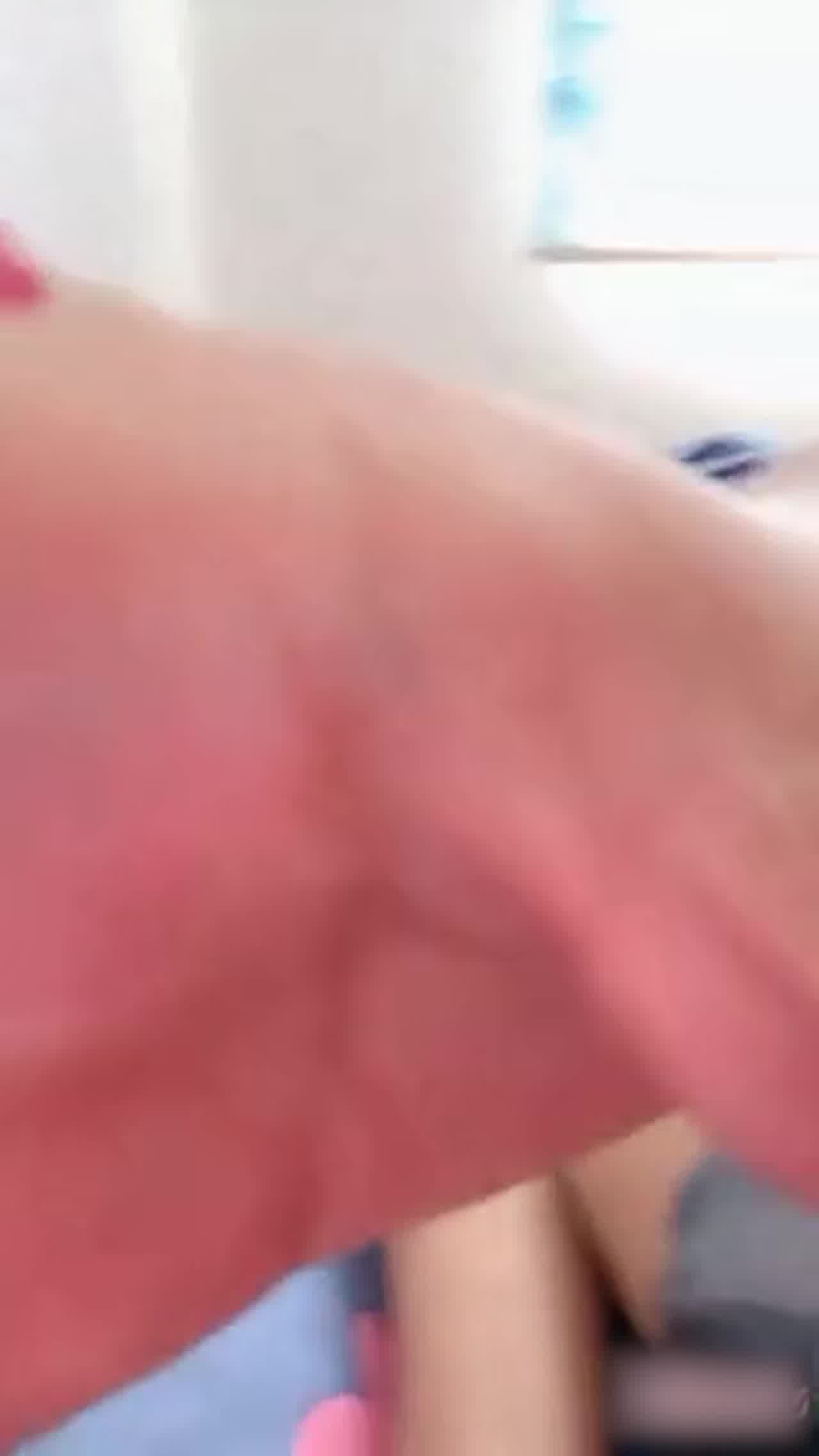  穿着黑色丝袜和男朋友大白天啪啪爱爱 的剧照5