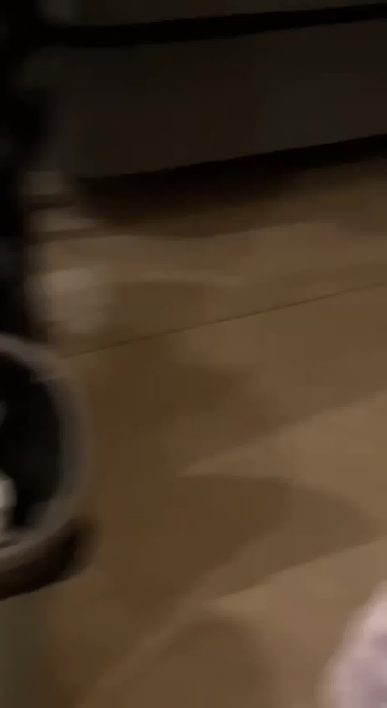  对镜做爱女上 的剧照1