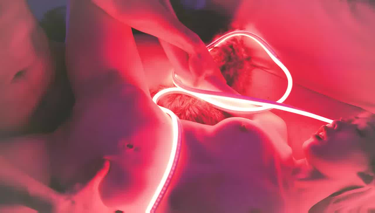  色影大帝 王动艺术性爱作品 霓虹魅惑 的剧照3