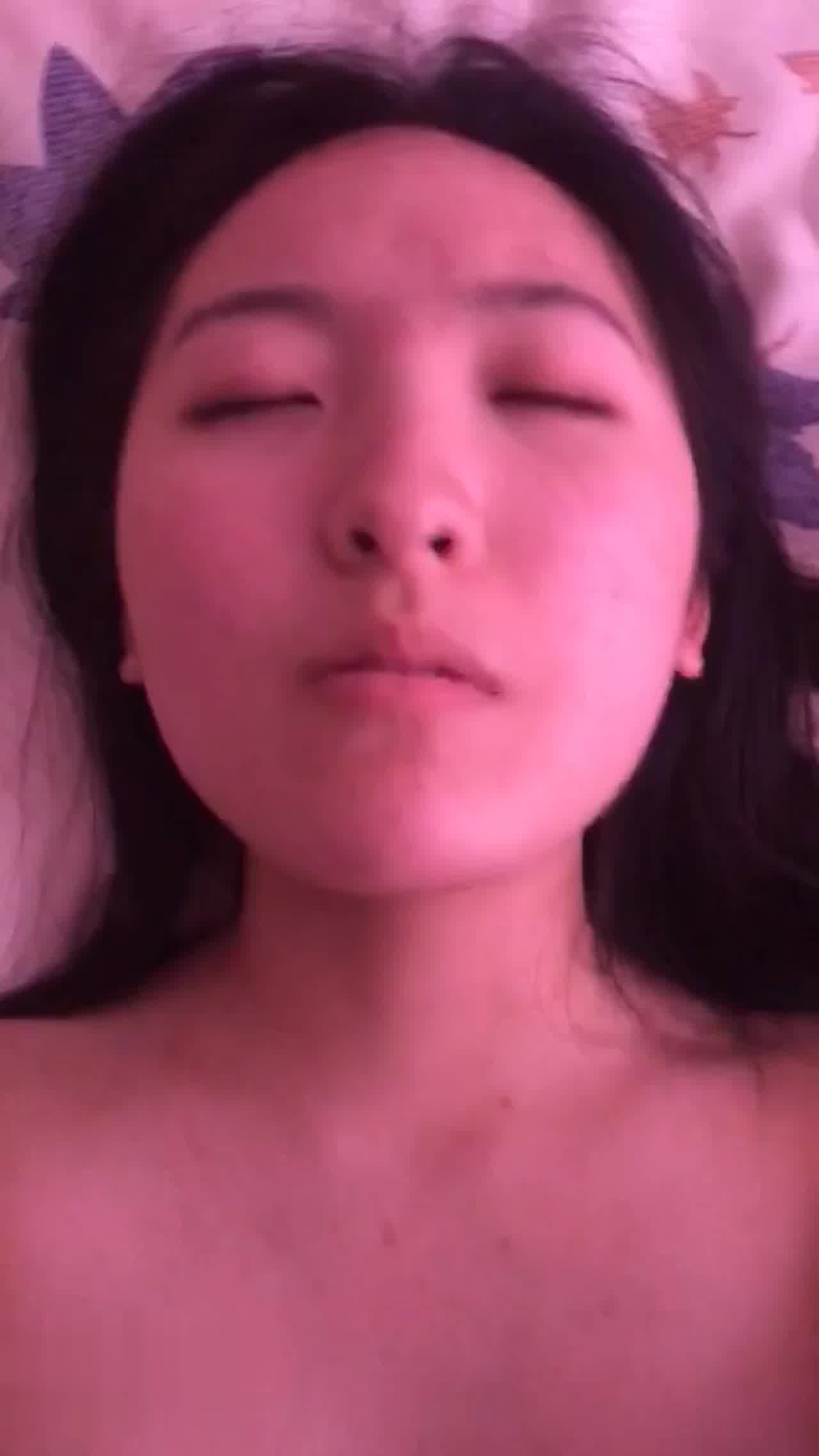  爆操小女友 的剧照7