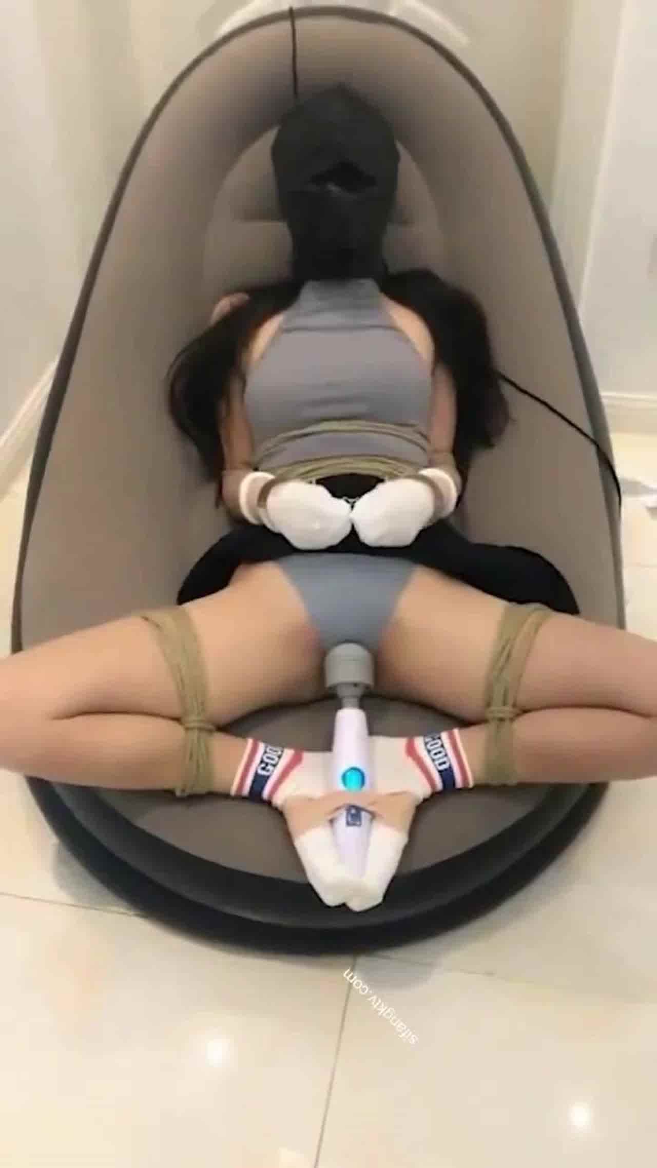  sm放置按摩棒犀利淫叫 的剧照10